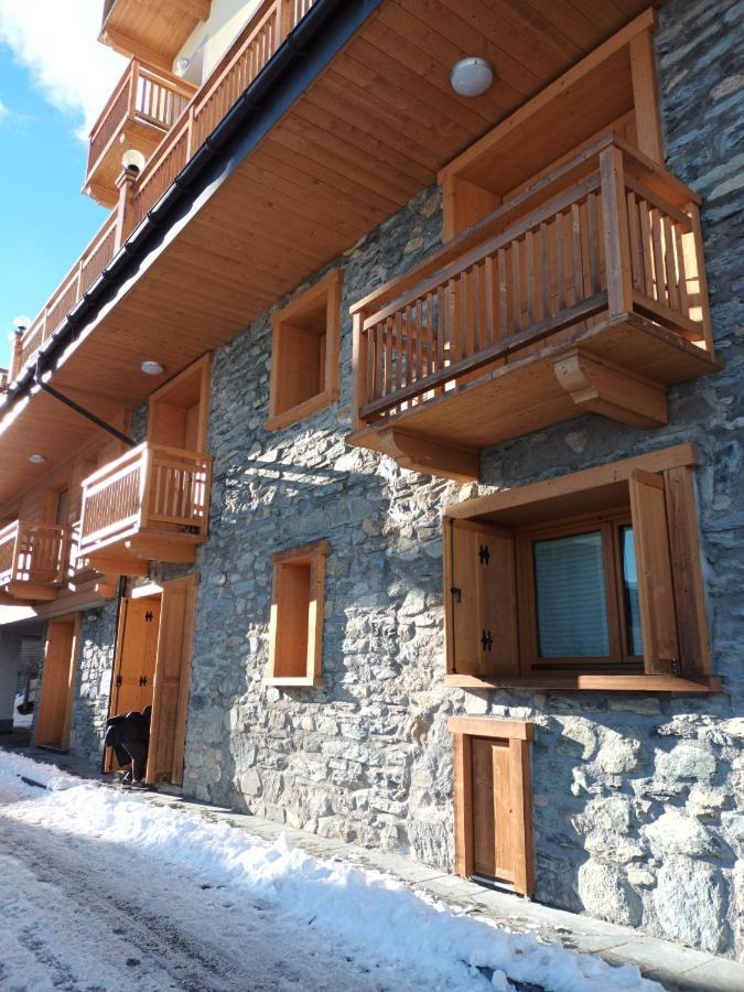 Grazioso Trilocale Con Ampia Terrazza Apartment Chiesa in Valmalenco Exterior photo